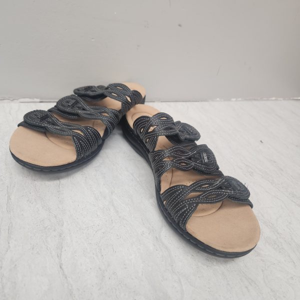 Sandals Flats By Clarks In Black & Tan, Size: 9.5 on Sale