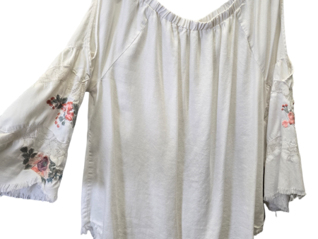 White Blouse 3 4 Sleeve Cmc, Size Xl on Sale