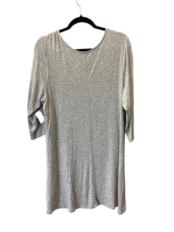 Top Long Sleeve By Clothes Mentor In Grey, Size: 1x Online